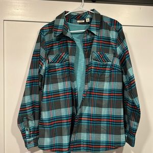 Women’s LL Bean flannel with matching t-shirt, size XL